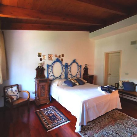 Bed and Breakfast La Ginestra à Trani Extérieur photo