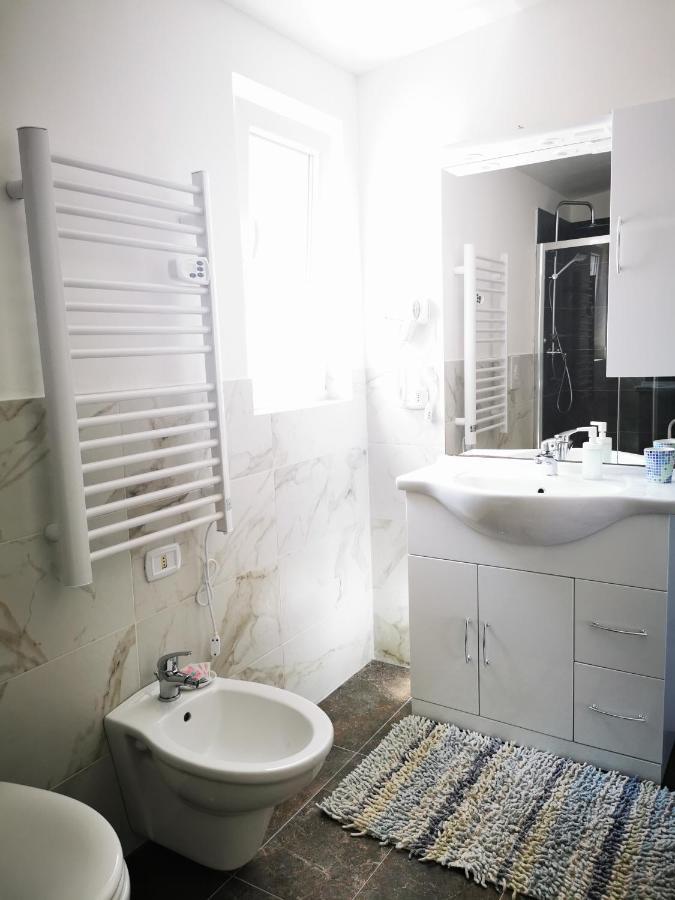 Bed and Breakfast La Ginestra à Trani Extérieur photo